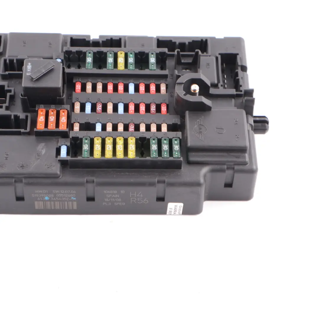 PL3 SPEG H4 Fuse Distribution Box Unit to Mini Cooper One R56 with Part number 3454352 Mini Cooper One R56 PL3 SPEG H4 Fuse Distribution Box Unit - SKU 3454352 - Part number 3454352