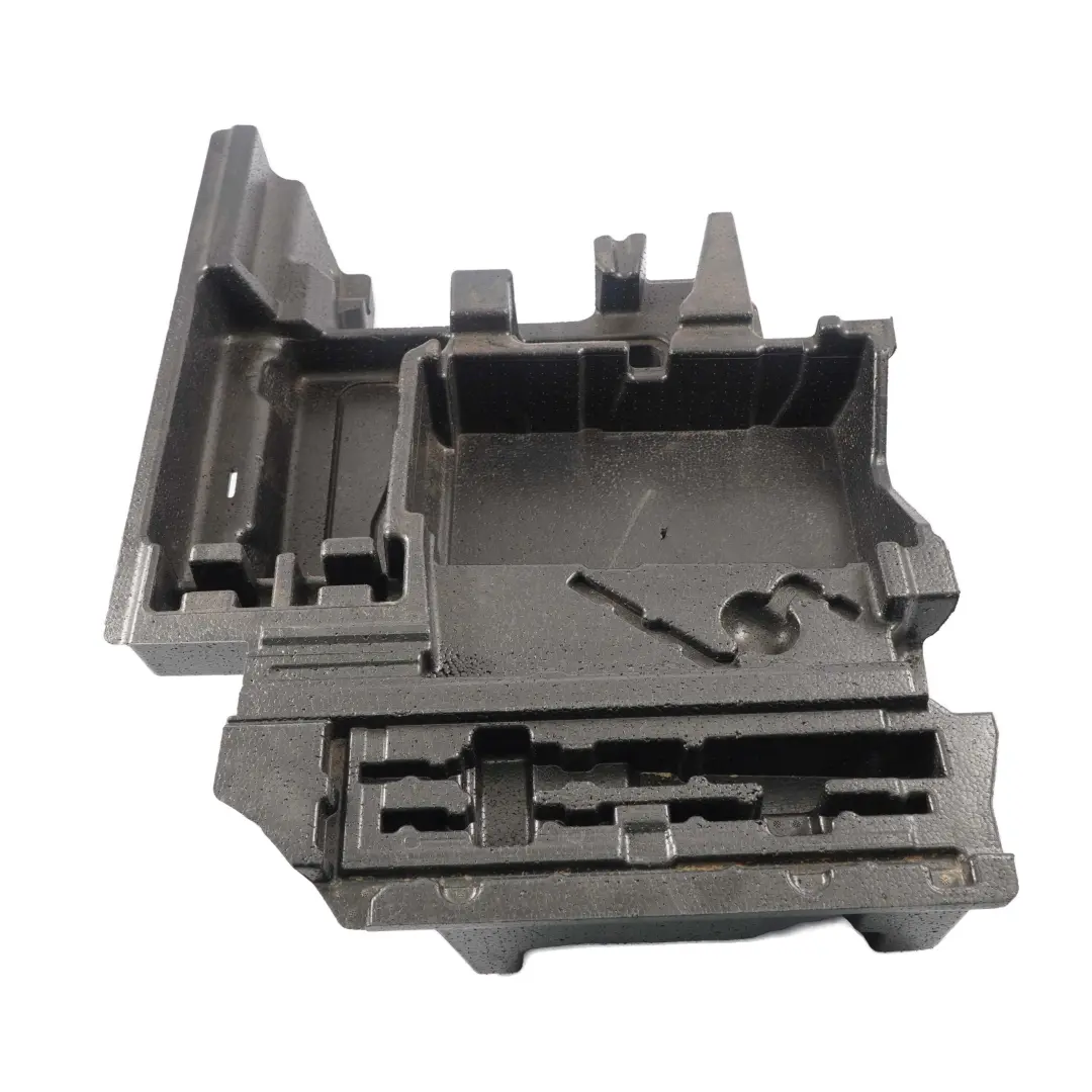 Indentation du compartiment a bagages vide a gauche 3451093 pour BMW X3 E83 à propos du numéro de pièce 3454821 BMW X3 E83 Indentation du compartiment a bagages vide a gauche 3451093 - SKU 3454821-2 - Numéro de pièce 3454821