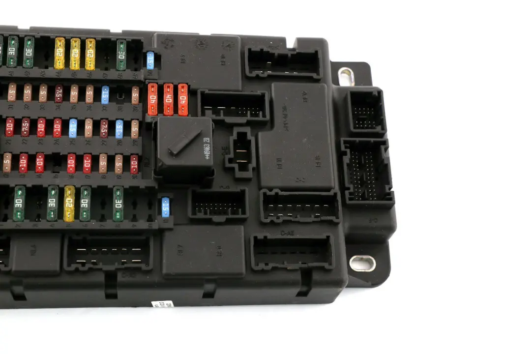 High SPEG Caja De distribucion De fusibles CC/CC H5 para Mini Cooper One R56 con número de pieza 3455236 Mini Cooper One R56 High SPEG Caja De distribucion De fusibles CC/CC H5 - SKU 3455236 - Número de pieza 3455236