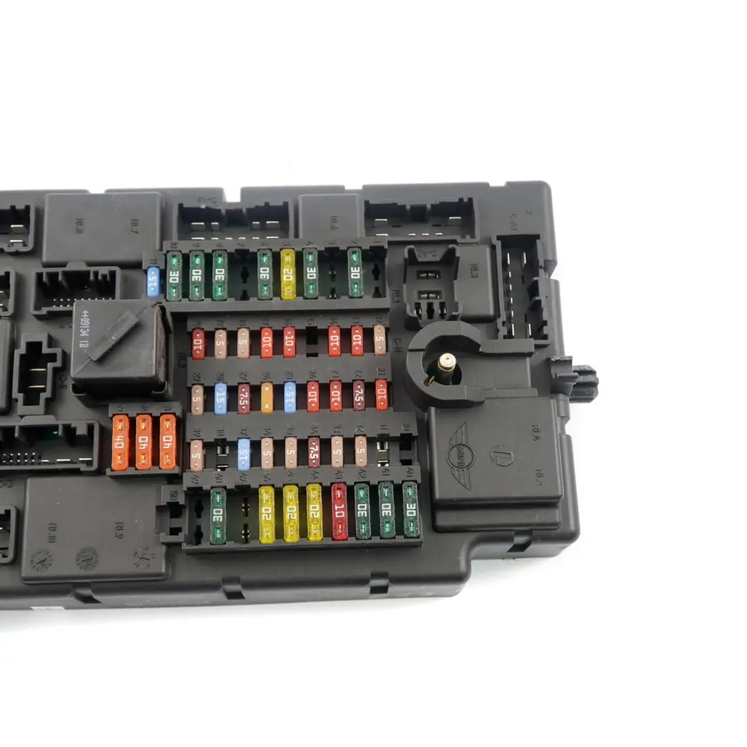 Caja De distribucion De fusibles Mini Cooper R57 Alto SPEG PL3 DC/DC H5 para con número de pieza 3455242 Caja De distribucion De fusibles Mini Cooper R57 Alto SPEG PL3 DC/DC H5 - SKU 3455242 - Número de pieza 3455242