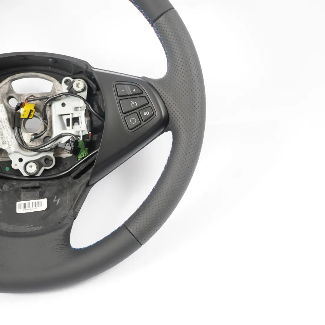 Nuova Pelle Nera M-Tricolori Fili per Volante BMW X3 E83 LCI con numero di parte 3455481 Volante BMW X3 E83 LCI Nuova Pelle Nera M-Tricolori Fili - SKU 3455481-3 - Numero di parte 3455481