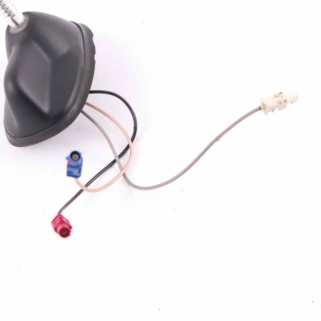 Aerial Base Roof Antenna to Mini Cooper One R55 R56 LCI with Part number 3456089 Mini Cooper One R55 R56 LCI Aerial Base Roof Antenna - SKU 3456089 - Part number 3456089