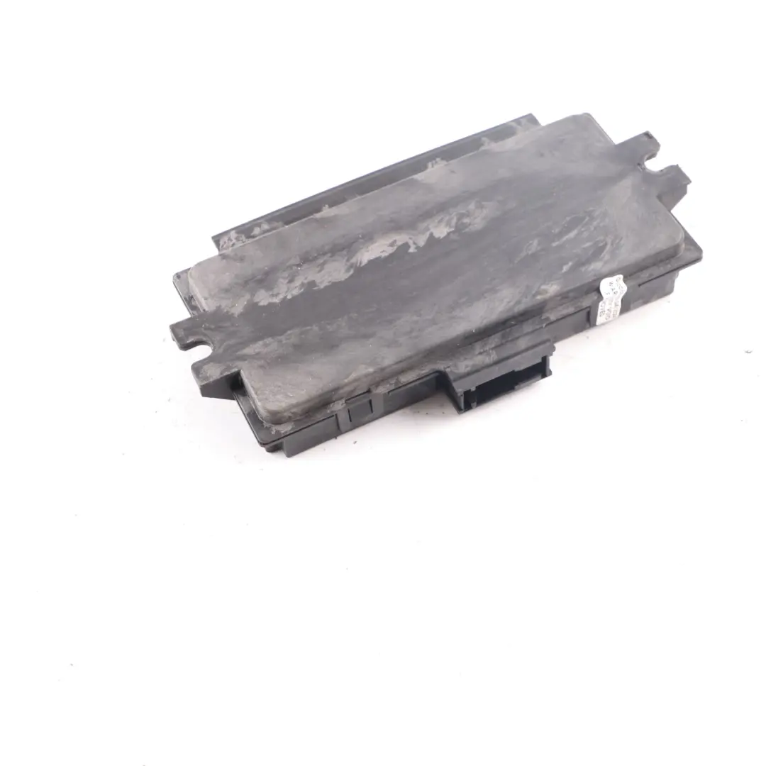 Footwell Light Module PL3 FRM3R Lear Control Unit ECU to Mini R57 with Part number 3456586 Mini R57 Footwell Light Module PL3 FRM3R Lear Control Unit ECU - SKU 3456586-1 - Part number 3456586