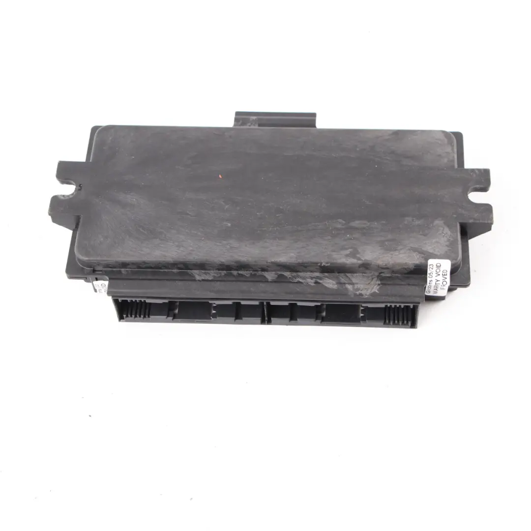 Modulo Luce Vano Piedi Alto EKS PL3 FRM3R Lear per Mini Cooper One R56 LCI con numero di parte 3456952 Mini Cooper One R56 LCI Modulo Luce Vano Piedi Alto EKS PL3 FRM3R Lear - SKU 3456952-2 - Numero di parte 3456952