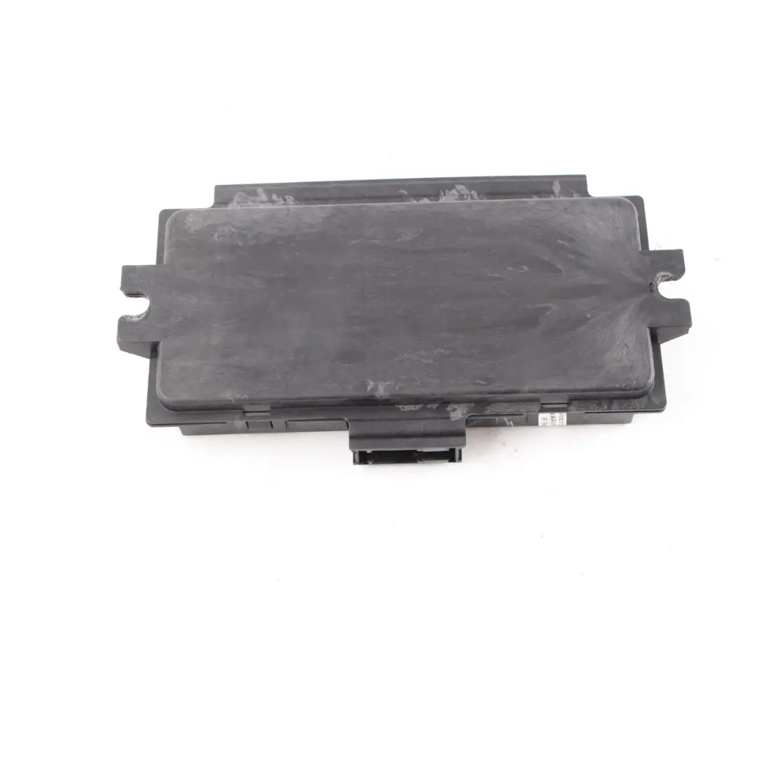 Modulo luce vano piedi Alto EKS PL3 FRM3R Lear per Mini Cooper R58 con numero di parte 3456952 Mini Cooper R58 Modulo luce vano piedi Alto EKS PL3 FRM3R Lear - SKU 3456952-3 - Numero di parte 3456952