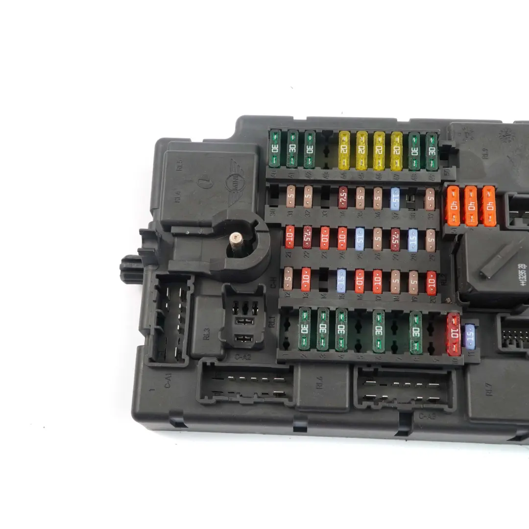 Scatola distribuzione fusibili Unit? controllo alta PL3 SPEG H8 per Mini R58 con numero di parte 3457416 Mini R58 Scatola distribuzione fusibili Unit? controllo alta PL3 SPEG H8 - SKU 3457416 - Numero di parte 3457416