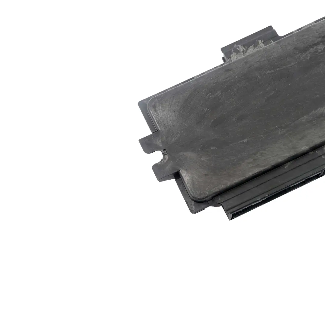 Modulo Vano Piedi Luce Bassa EKS ECU PL3 FRM3R Lear per Mini R56 LCI con numero di parte 3457426 Mini R56 LCI Modulo Vano Piedi Luce Bassa EKS ECU PL3 FRM3R Lear - SKU 3457426 - Numero di parte 3457426