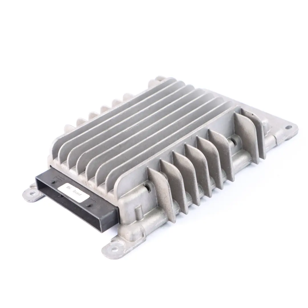 Audio Amplificador del sistema de sonido Bose 5631B6 para Audi A4 B7 con número de pieza 355013 Audi A4 B7 Audio Amplificador del sistema de sonido Bose 5631B6 - SKU 355013 ampassy 5631b6 - Número de pieza 355013