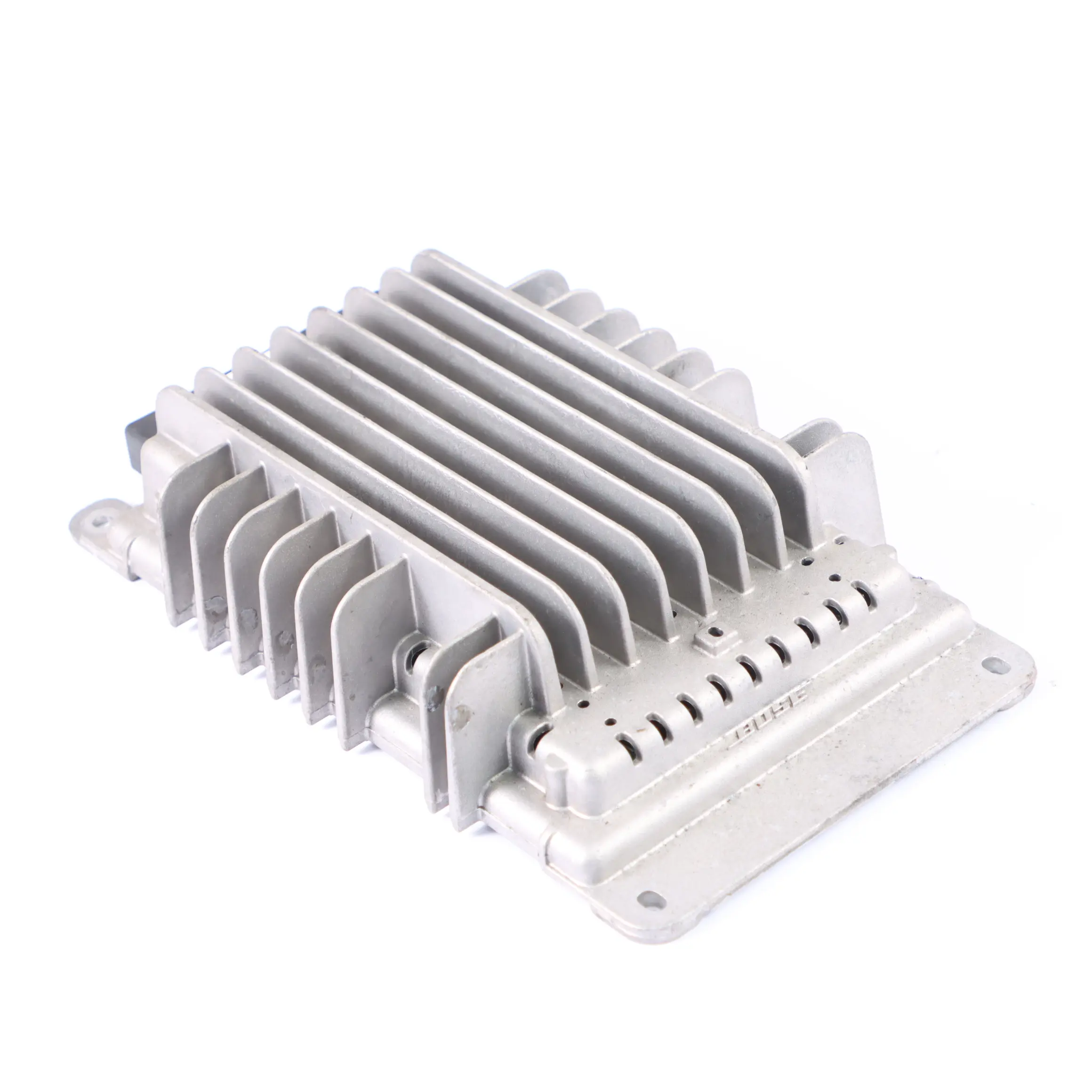 Audi A4 B7 Système audio Amplificateur Bose 355013 5631B6