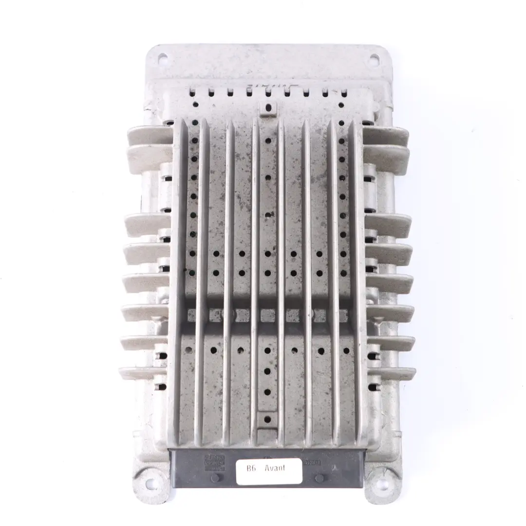 Audi A4 B7 Audio Sound System Amplifier Bose 5631B6 - SKU 355013 ampassy 5631b6 - Part number 355013