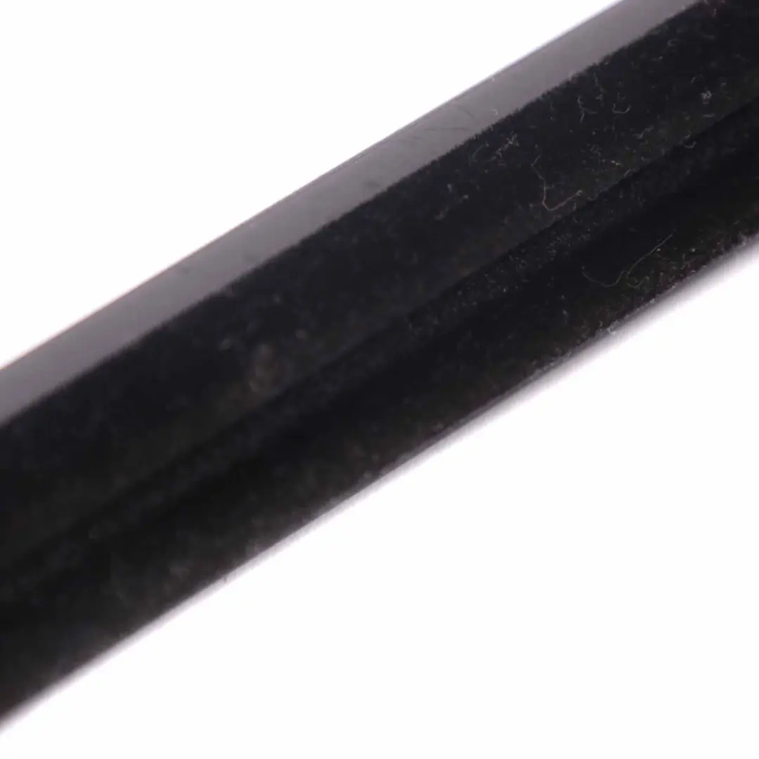 Joint de vitre porte avant gauche Joint d'étanchéité pour Peugeot 207 à propos du numéro de pièce 3809K1 Peugeot 207 Joint de vitre porte avant gauche Joint d'étanchéité - SKU 3809K1 - Numéro de pièce 3809K1