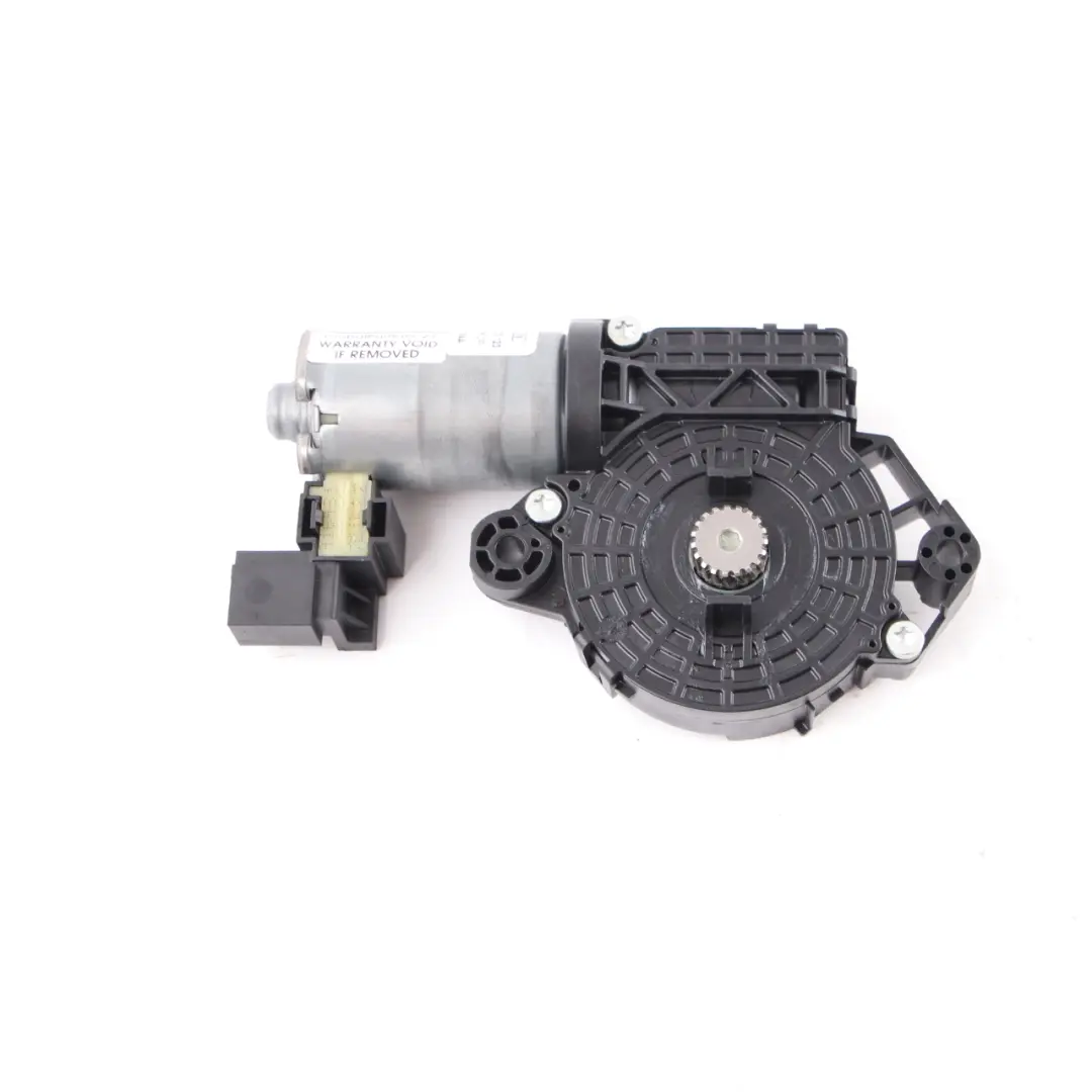 Moteur toit ouvrant Mercedes W176 Unité rouleau d'entraînement toit ouvrant pour à propos du numéro de pièce 0390200123 Moteur toit ouvrant Mercedes W176 Unité rouleau d'entraînement toit ouvrant - SKU 390200123 - Numéro de pièce 0390200123