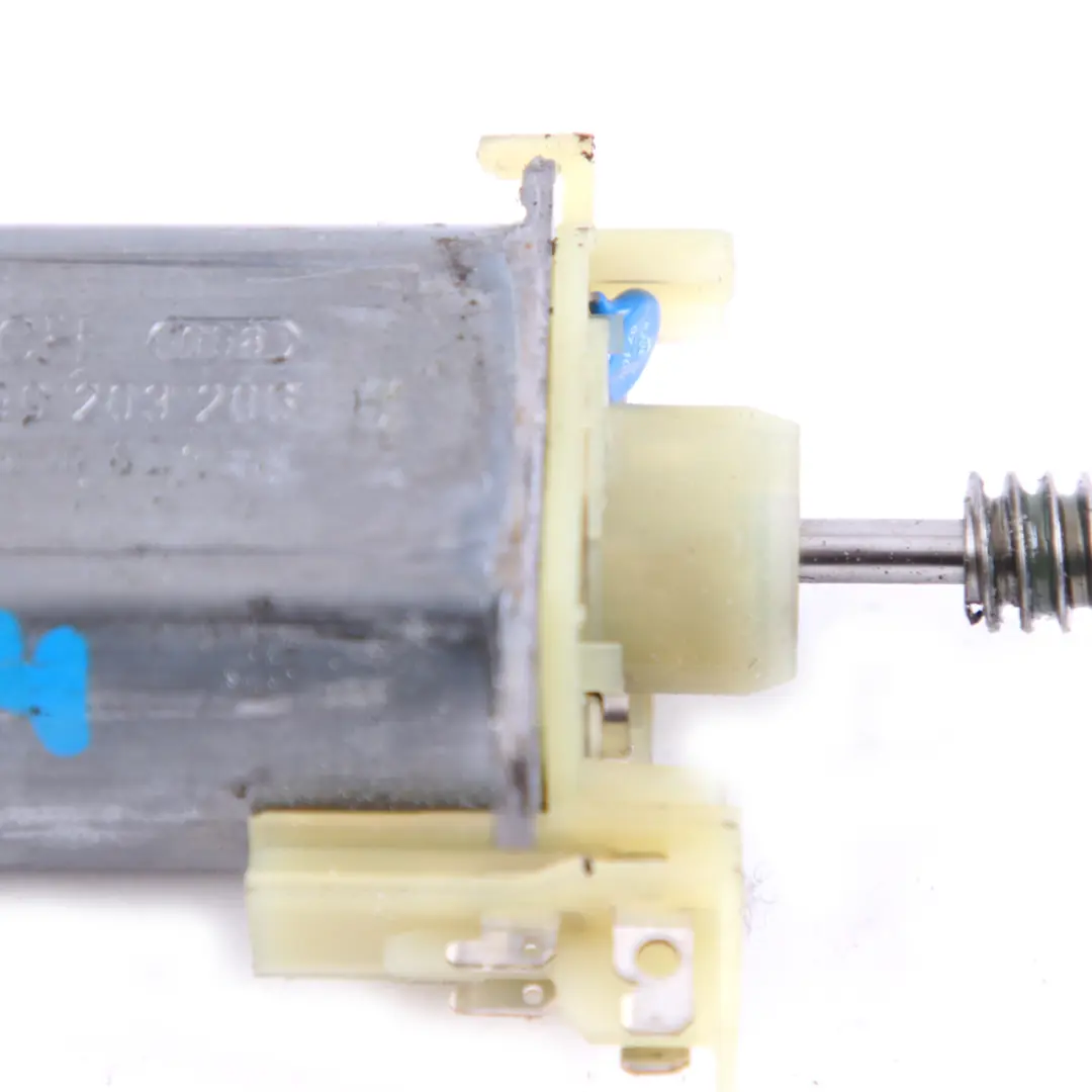 Mercedes-Benz C W204 Front Right O/S Seat Adjuster Motor Actuator 0 to with Part number 0390203206 Mercedes-Benz C W204 Front Right O/S Seat Adjuster Motor Actuator 0 - SKU 390203206 - Part number 0390203206