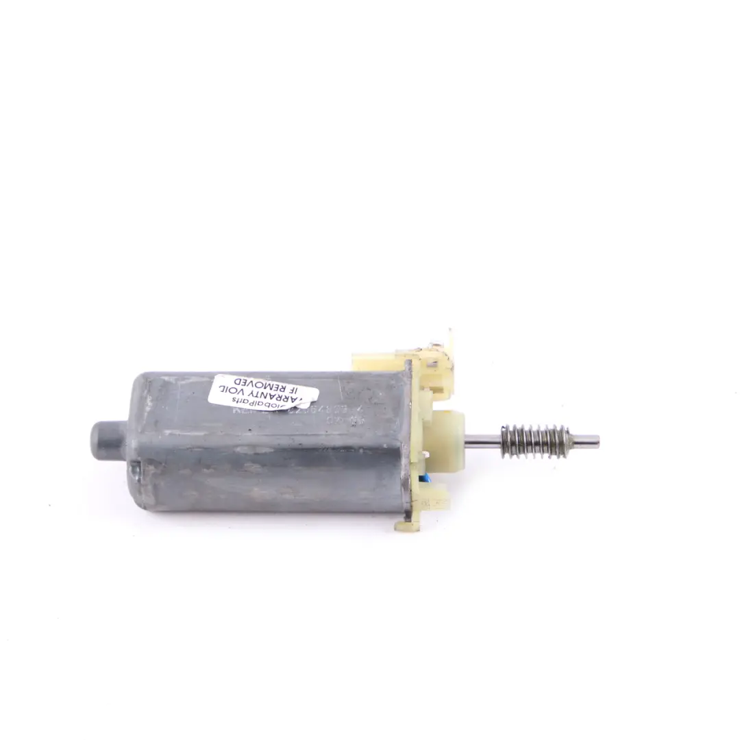 Mercedes-Benz C W204 Front Right O/S Seat Adjuster Motor Actuator 0 to with Part number 0390203206 Mercedes-Benz C W204 Front Right O/S Seat Adjuster Motor Actuator 0 - SKU 390203206 - Part number 0390203206