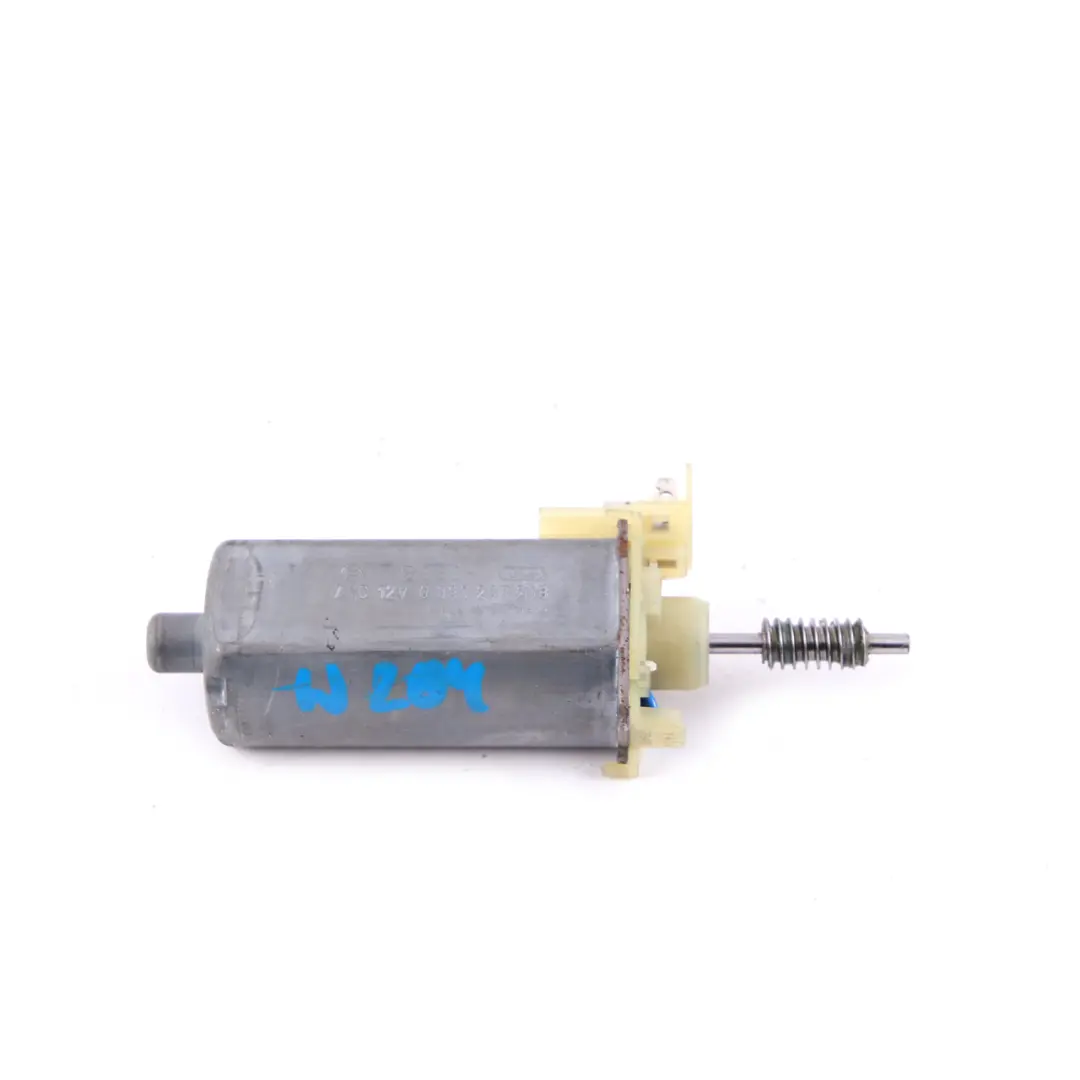  Mercedes-Benz C W204 Front Left N/S Seat Adjuster Motor Actuator 0 - SKU 390203208 - Part number 0390203208