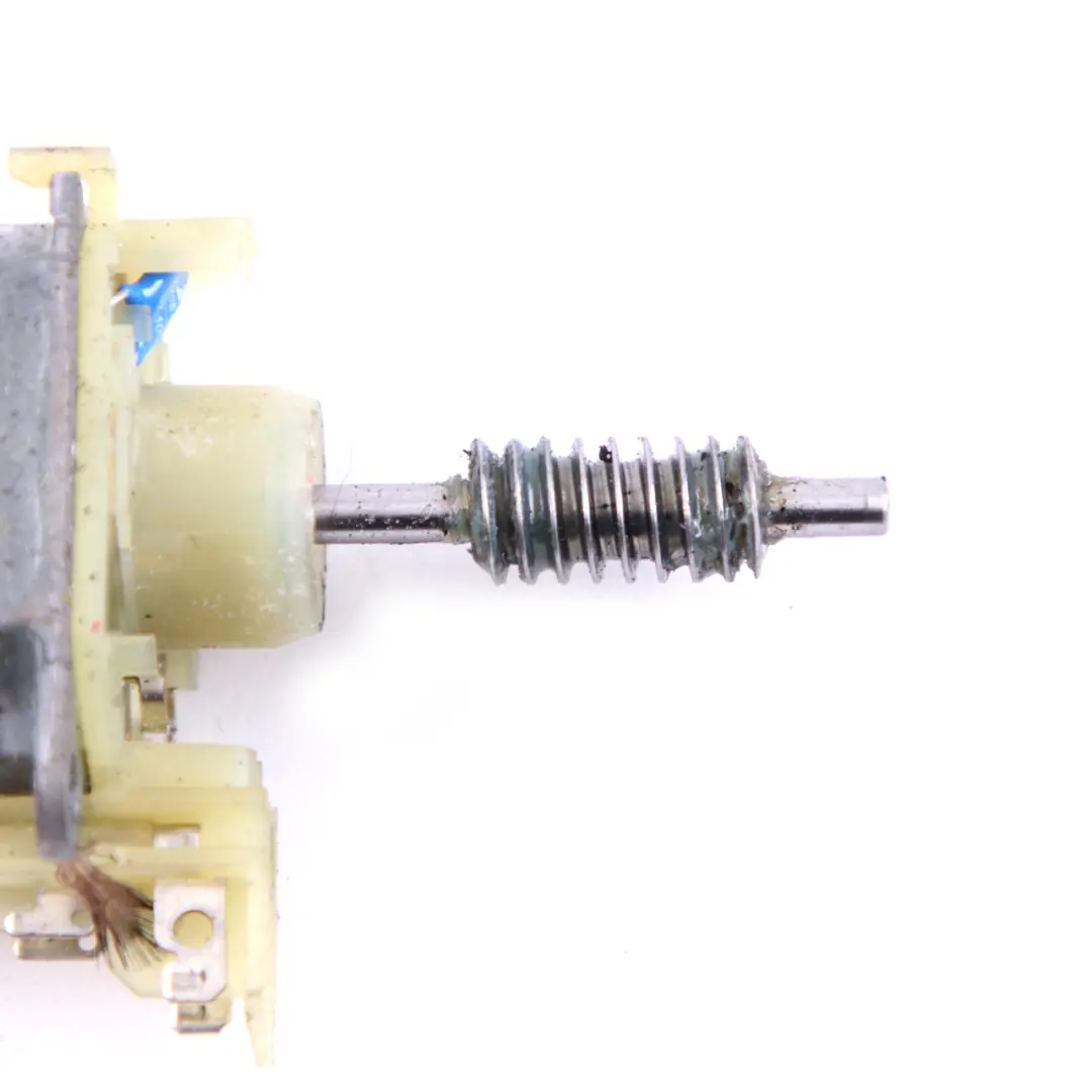 Mercedes-Benz W204 W211 Front Right O/S Seat Adjuster Motor Actuator 0 to with Part number 0390203276 Mercedes-Benz W204 W211 Front Right O/S Seat Adjuster Motor Actuator 0 - SKU 390203276 - Part number 0390203276