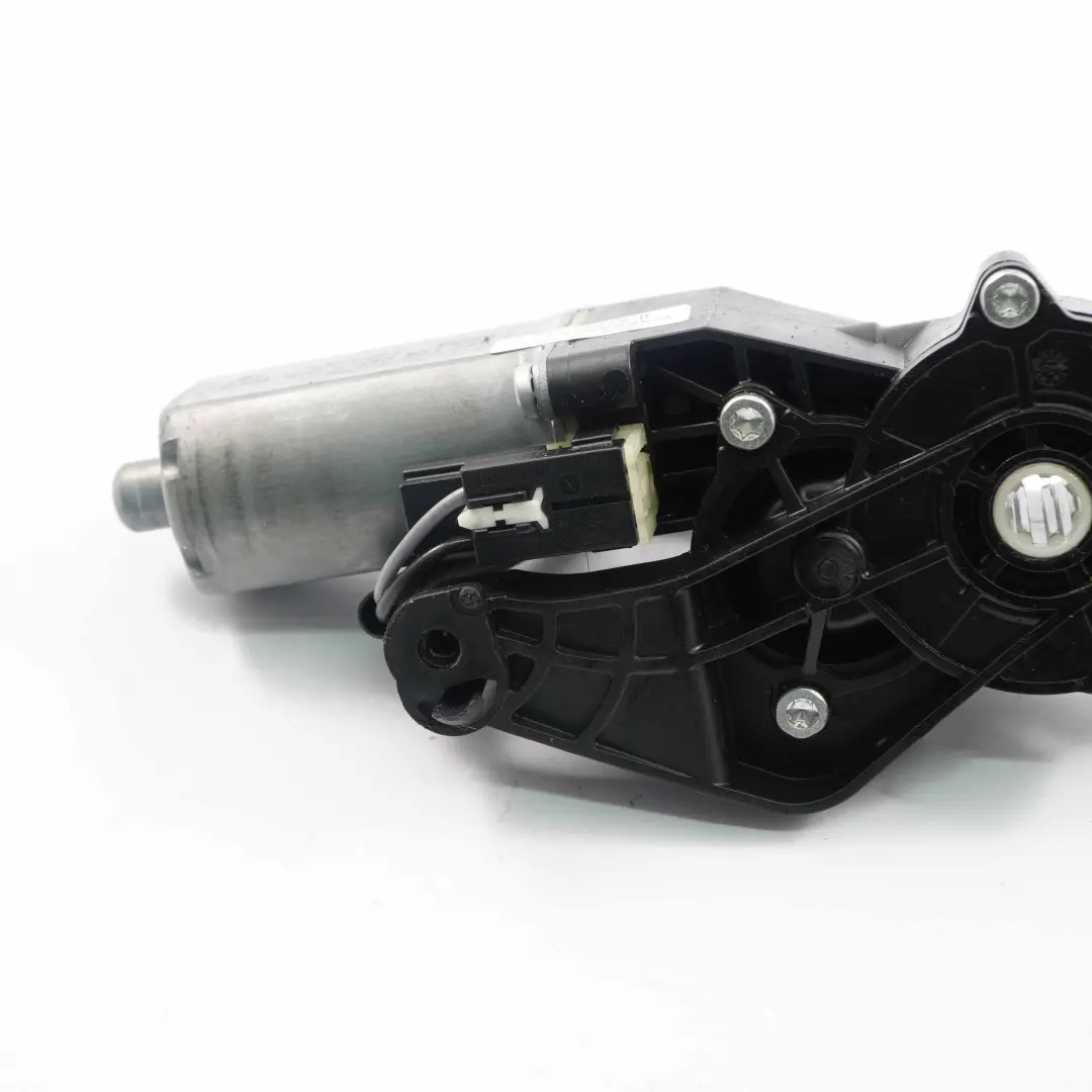 Mercedes W204 Motor Del Asiento Delantero Derecho Motor Actuador 0 - SKU 390203367 - Número de pieza 0390203367