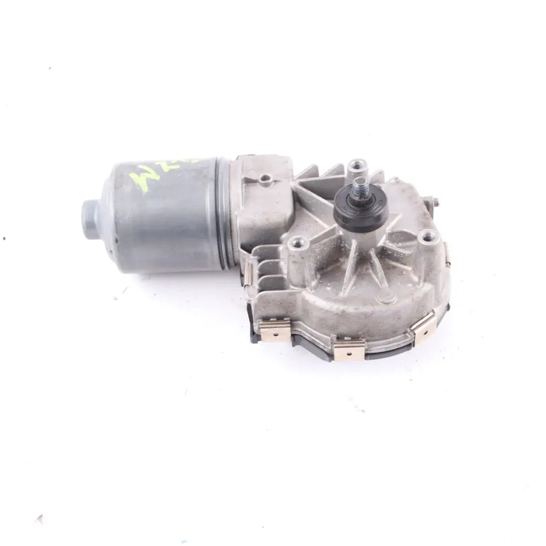 Frontscheibenwischermotor Scheibenwischer Bosch 0 für Mercedes W212 mit Teilenummer 0390241892 Mercedes W212 Frontscheibenwischermotor Scheibenwischer Bosch 0 - SKU 390241892 - Teilenummer 0390241892