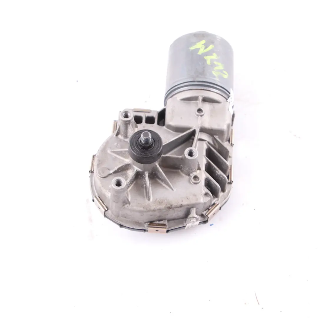 Moteur D'Essuie-Glace Avant Bosch 0 pour Mercedes W212 à propos du numéro de pièce 0390241892 Mercedes W212 Moteur D'Essuie-Glace Avant Bosch 0 - SKU 390241892 - Numéro de pièce 0390241892