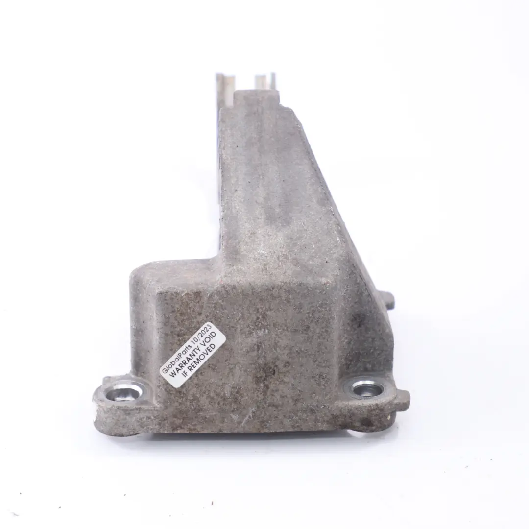 Shaft Supporting Bracket Mount Holder Axle to Renault Trafic III Drive with Part number 397743031R Renault Trafic III Drive Shaft Supporting Bracket Mount Holder Axle - SKU 397743031R - Part number 397743031R