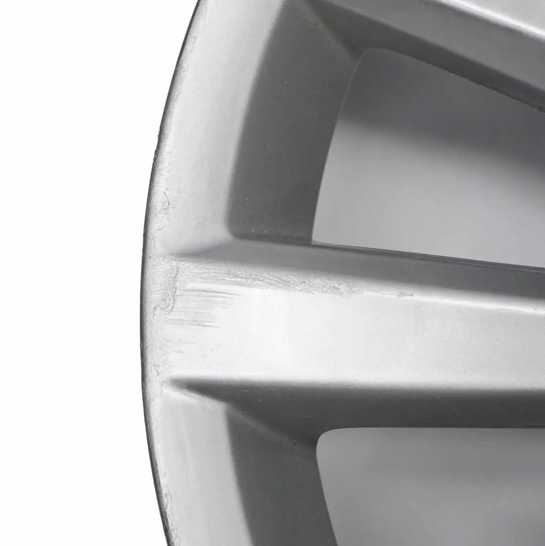 Felga Aluminiowa 17" 7,5J do VW Passat B7 o numerze 3AA601025AD VW Passat B7 Felga Aluminiowa 17" 7,5J - SKU 3AA601025AD-1 - Numer Części 3AA601025AD