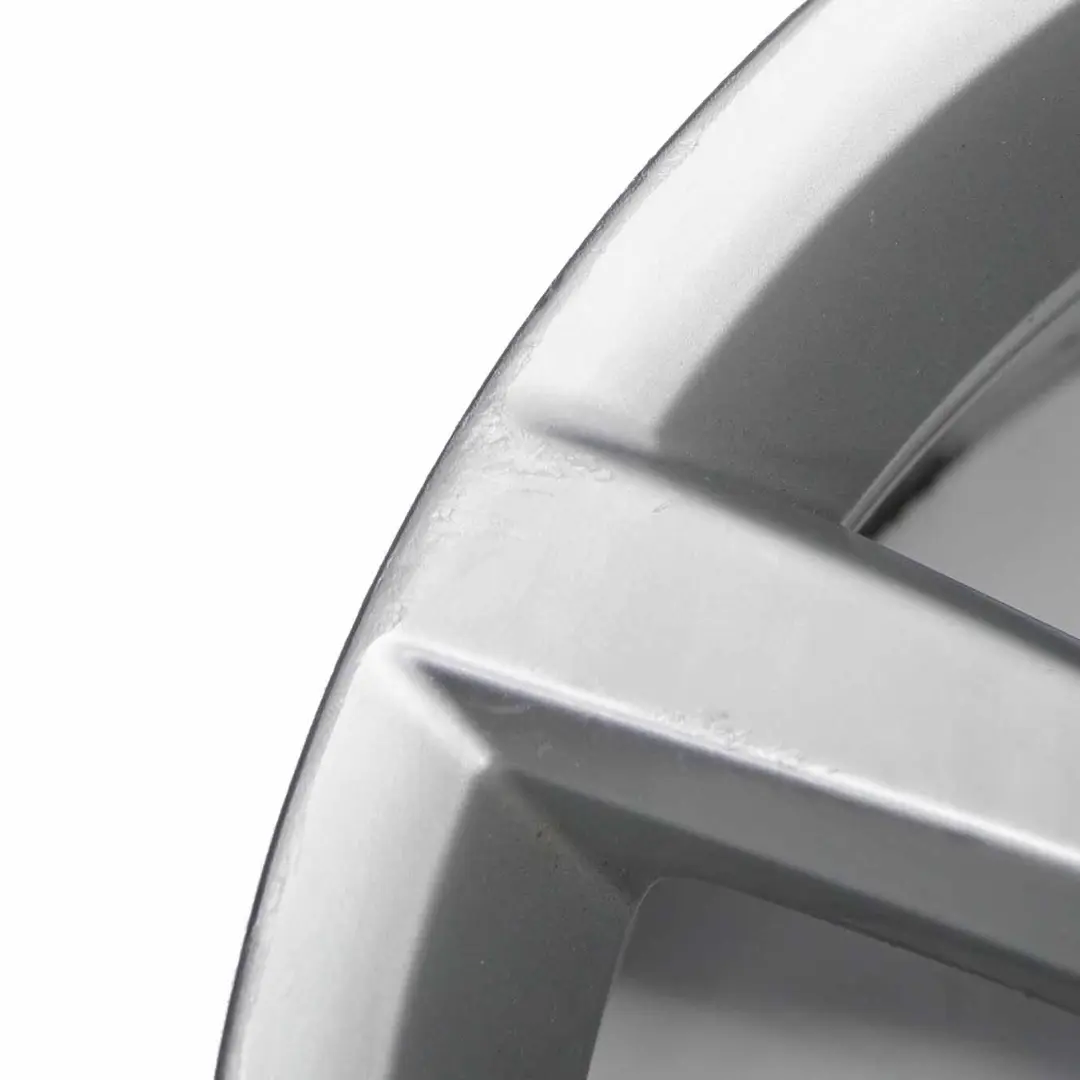 Silberne Leichtmetallfelge 17" ET:47 7,5J für VW Volkswagen Passat B7 mit Teilenummer 3AA601025AD VW Volkswagen Passat B7 Silberne Leichtmetallfelge 17" ET:47 7,5J - SKU 3AA601025AD-1 - Teilenummer 3AA601025AD