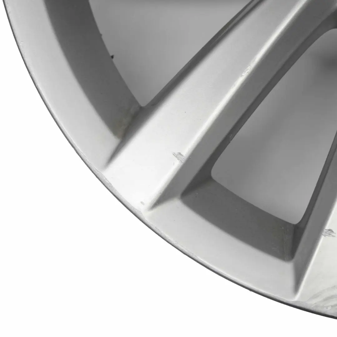 Felga Aluminiowa 17" 7,5J do VW Passat B7 o numerze 3AA601025AD VW Passat B7 Felga Aluminiowa 17" 7,5J - SKU 3AA601025AD-2 - Numer Części 3AA601025AD