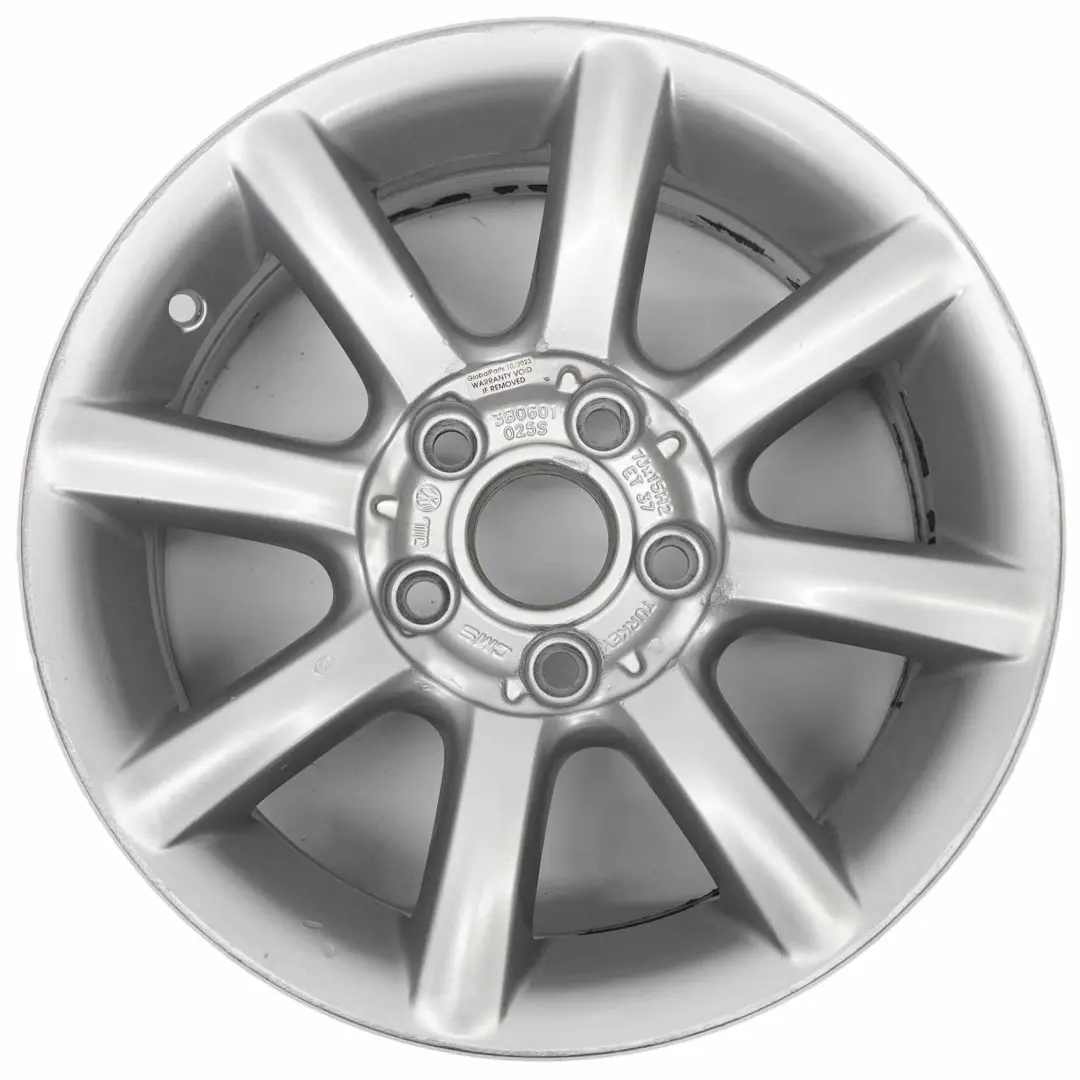 Alloy Rim 15" ET:37 7J to VW Volkswagen Passat B5 Silver Wheel with Part number 3B0601025S VW Volkswagen Passat B5 Silver Wheel Alloy Rim 15" ET:37 7J - SKU 3B0601025S-1 - Part number 3B0601025S