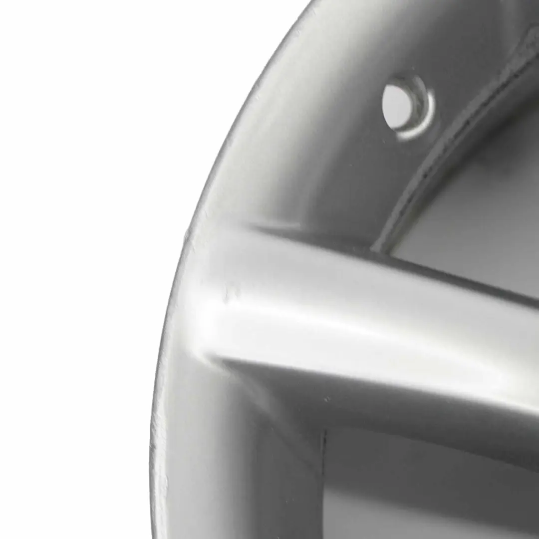 Argento Cerchio in lega 15" ET:37 7J per VW Volkswagen Passat B5 con numero di parte 3B0601025S VW Volkswagen Passat B5 Argento Cerchio in lega 15" ET:37 7J - SKU 3B0601025S-2 - Numero di parte 3B0601025S