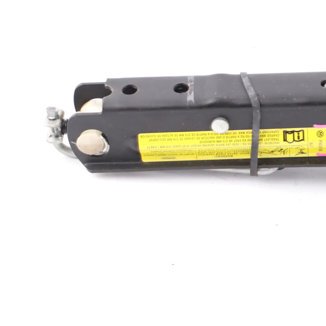 Gato Elevador Coche Herramienta Rueda para Volkswagen Passat B6 con número de pieza 3C0011031B Volkswagen Passat B6 Gato Elevador Coche Herramienta Rueda - SKU 3C0011031B - Número de pieza 3C0011031B