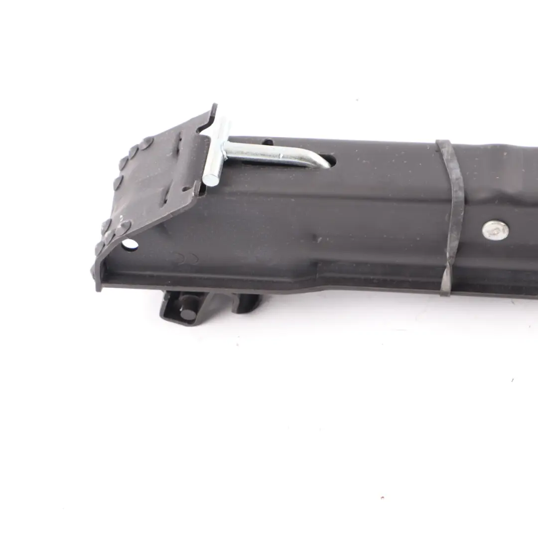 Volkswagen Passat B6 Gato Elevador Coche Herramienta Rueda - SKU 3C0011031B - Número de pieza 3C0011031B