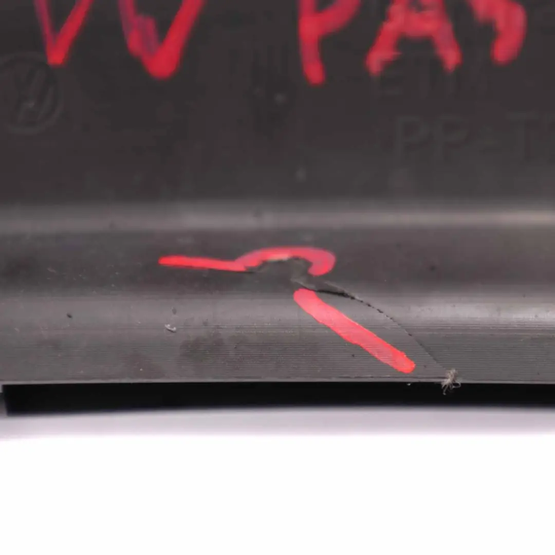 VW Passat B6 Front Panel Air Intake Channel Guide Duct - SKU 3C0121330-1 - Part number 3C0121330