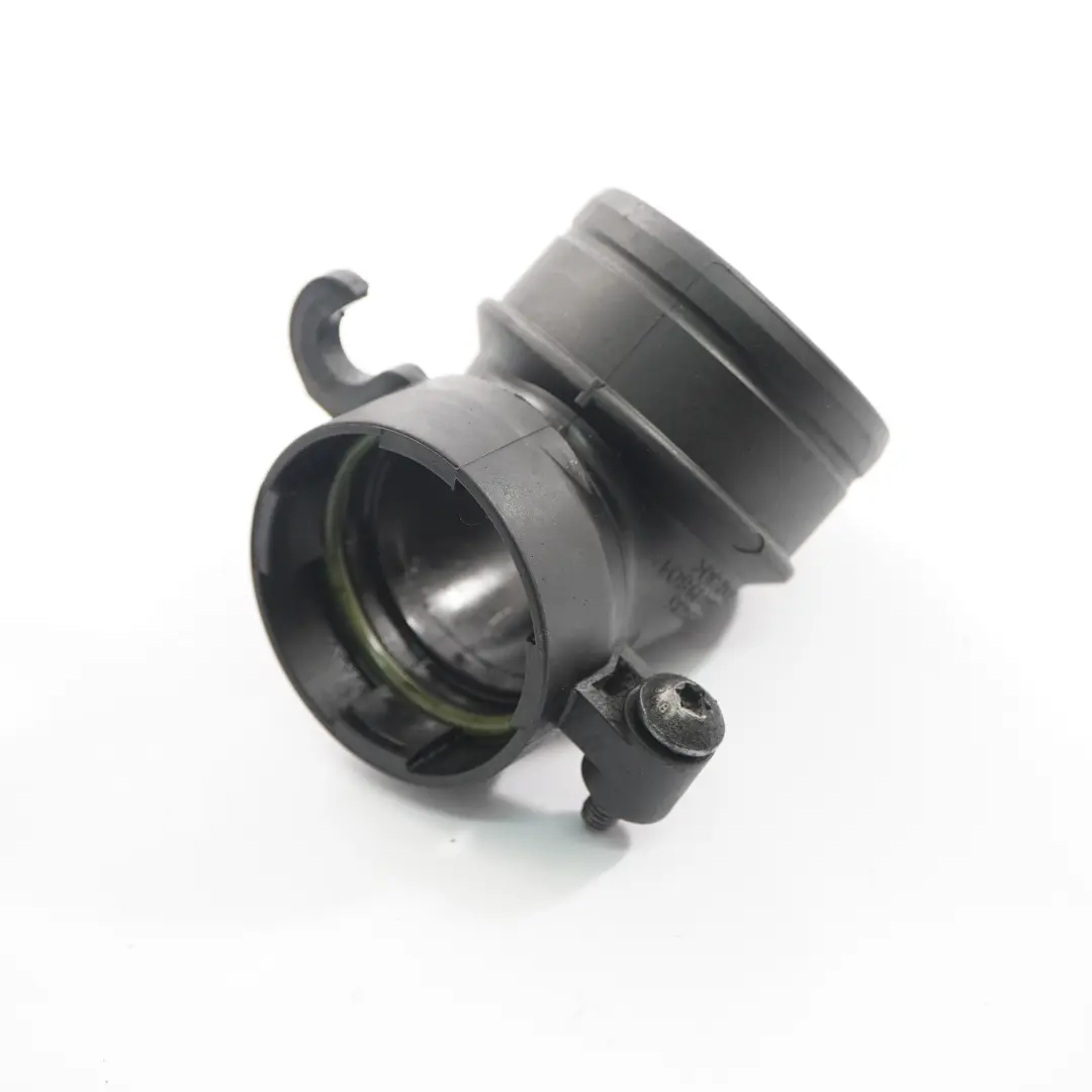 Tubo aspirazione aria Linea turbo per Audi A3 8P VW Golf 6 1.6 2.0 TDI con numero di parte 3C0129635 Audi A3 8P VW Golf 6 1.6 2.0 TDI Tubo aspirazione aria Linea turbo - SKU 3C0129635 - Numero di parte 3C0129635