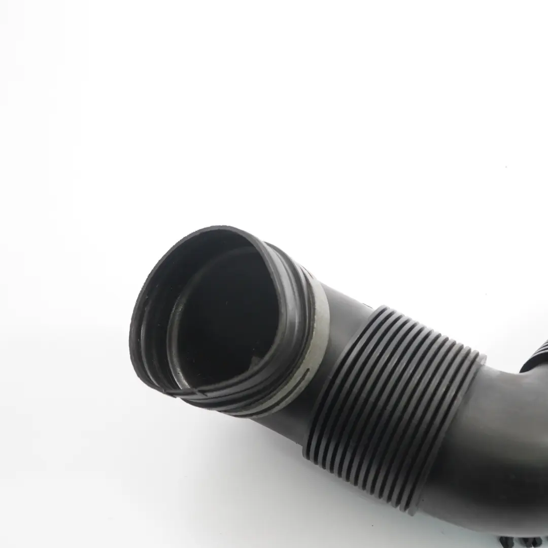 Tuyau d'admission d'air VW Golf Mk6 1.6 TDI Turbo Intercooler Conduite pour à propos du numéro de pièce 3C0129654 Tuyau d'admission d'air VW Golf Mk6 1.6 TDI Turbo Intercooler Conduite - SKU 3C0129654 - Numéro de pièce 3C0129654