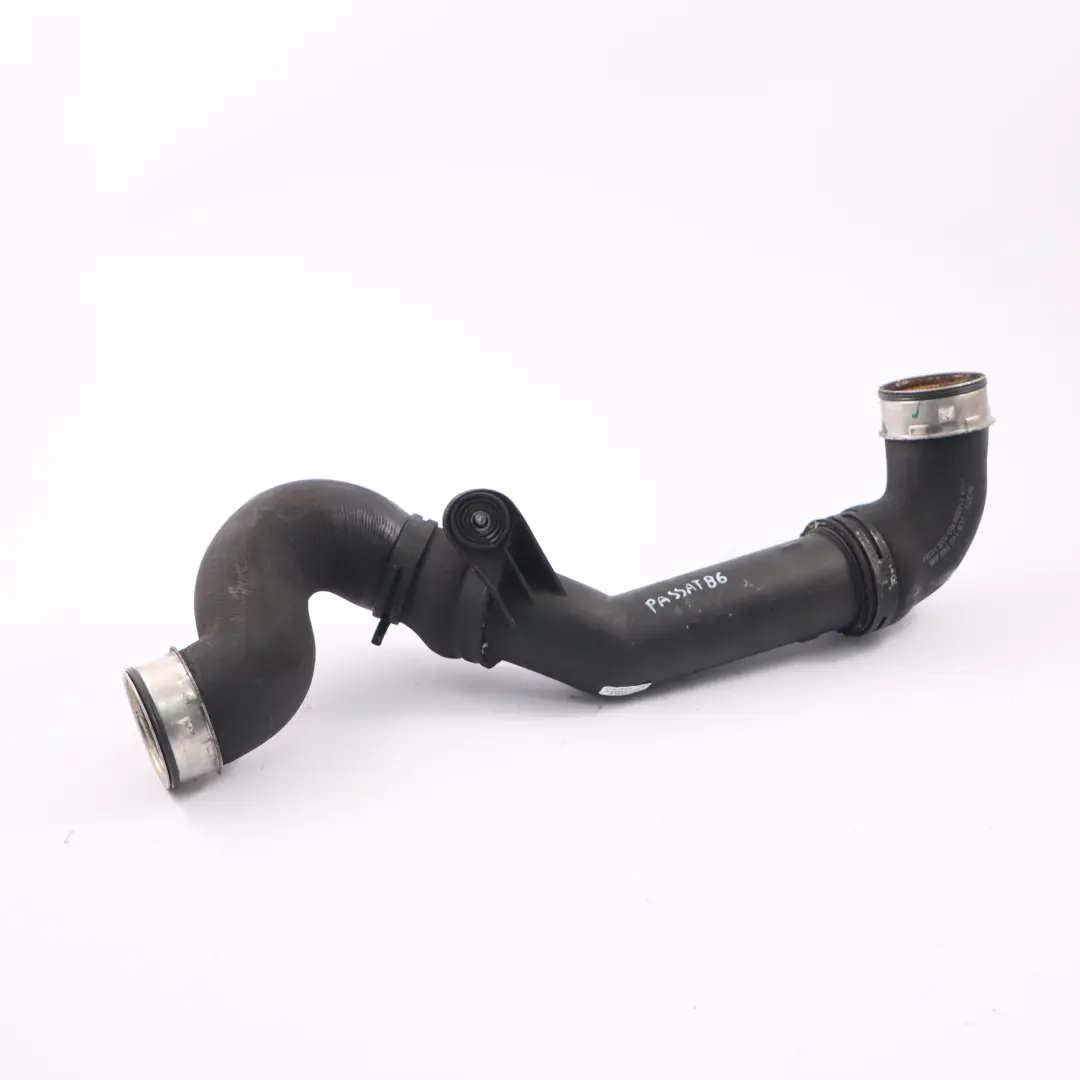 MK5 1.9 TDI Tuyau de charge d'air Turbo Intercooler pour VW Passat B6 Golf à propos du numéro de pièce 3C0145770B VW Passat B6 Golf MK5 1.9 TDI Tuyau de charge d'air Turbo Intercooler - SKU 3C0145770B - Numéro de pièce 3C0145770B