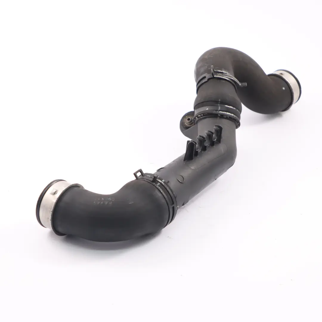 MK5 1.9 TDI Tuyau de charge d'air Turbo Intercooler pour VW Passat B6 Golf à propos du numéro de pièce 3C0145770B VW Passat B6 Golf MK5 1.9 TDI Tuyau de charge d'air Turbo Intercooler - SKU 3C0145770B - Numéro de pièce 3C0145770B