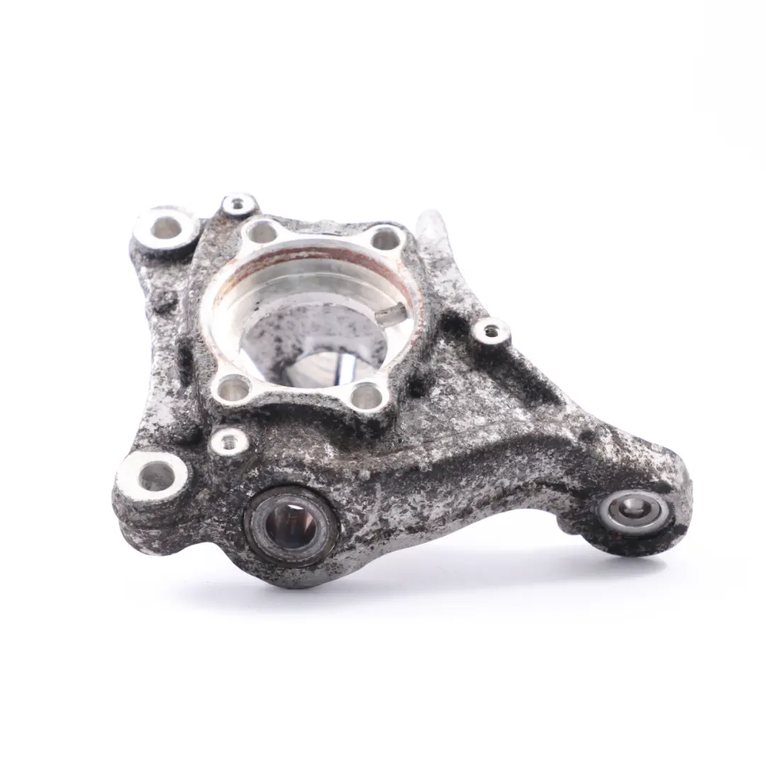 Zwrotnica Lewy Przód do Volkswagen Passat B6 o numerze 3C0407257G Volkswagen Passat B6 Zwrotnica Lewy Przód - SKU 3C0407257G - Numer Części 3C0407257G