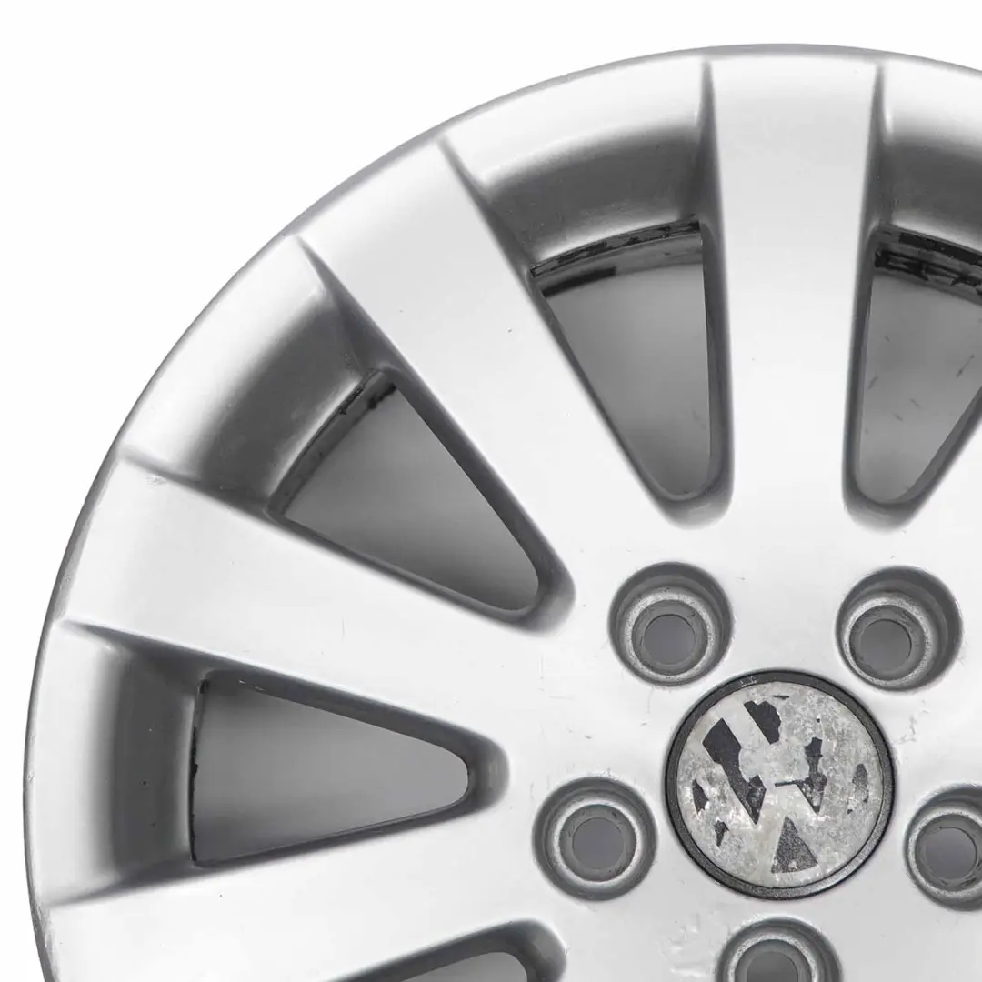 Silberne Leichtmetall felge 16" ET:45 7J für VW Volkswagen Passat B6 mit Teilenummer 3C0601025 VW Volkswagen Passat B6 Silberne Leichtmetall felge 16" ET:45 7J - SKU 3C0601025-2 - Teilenummer 3C0601025