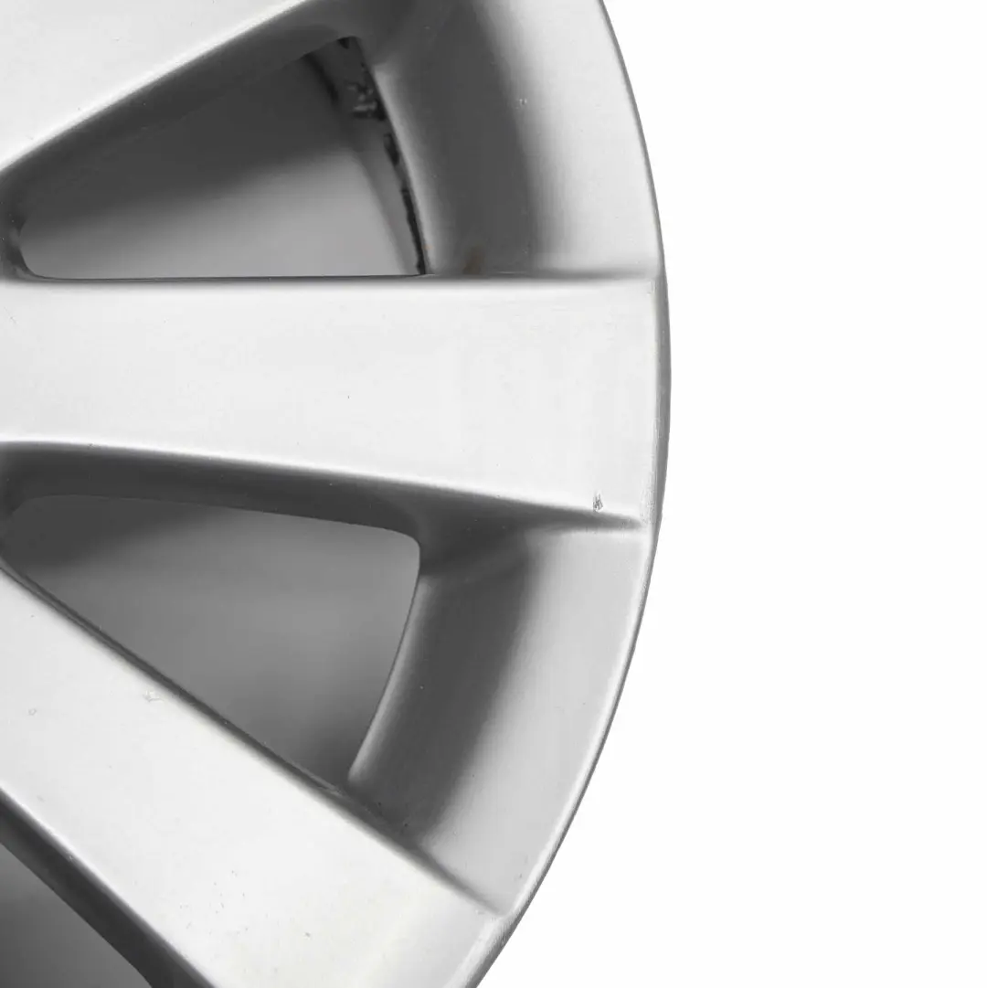 Silberne Leichtmetall felge 16" ET:45 7J für VW Volkswagen Passat B6 mit Teilenummer 3C0601025 VW Volkswagen Passat B6 Silberne Leichtmetall felge 16" ET:45 7J - SKU 3C0601025-2 - Teilenummer 3C0601025