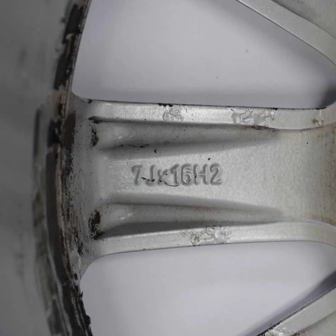 Alloy Wheel Rim 16" ET:45 7J to VW Volkswagen Passat B6 Silver with Part number 3C0601025 VW Volkswagen Passat B6 Silver Alloy Wheel Rim 16" ET:45 7J - SKU 3C0601025-4 - Part number 3C0601025