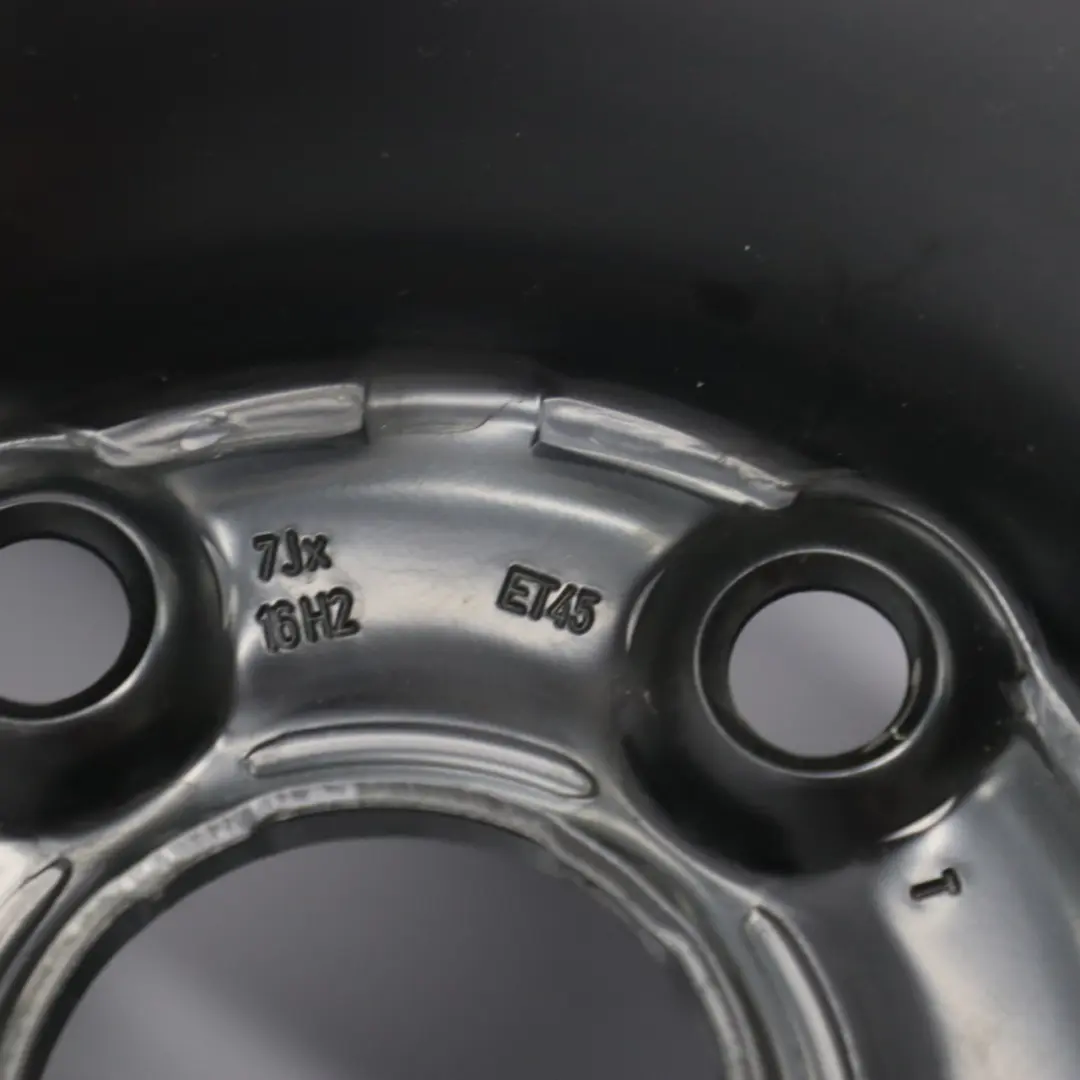 Felga Stalowa Czarna 16" ET:45 7J do VW Passat B6 o numerze 3C0601027A VW Passat B6 Felga Stalowa Czarna 16" ET:45 7J - SKU 3C0601027A - Numer Części 3C0601027A