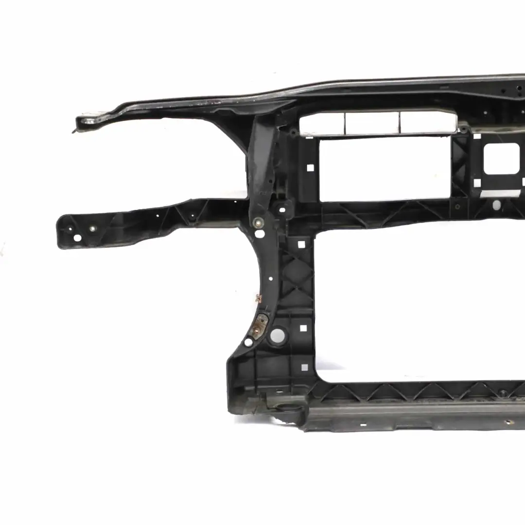 Capot de radiateur avant à panneau latéral pour Volkswagen VW Passat B6 à propos du numéro de pièce 3C0805588H Volkswagen VW Passat B6 Capot de radiateur avant à panneau latéral - SKU 3C0805588H - Numéro de pièce 3C0805588H