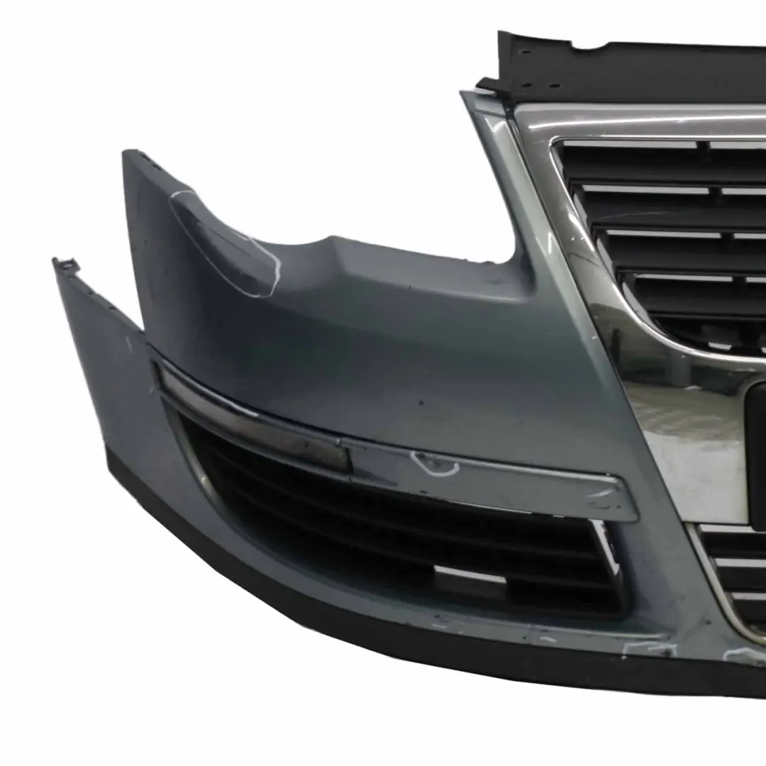 Bumper Front Trim Panel Cover Iron Grey Metallic - LC7Z to Volkswagen VW Passat B6 with Part number 3C0807217D Volkswagen VW Passat B6 Bumper Front Trim Panel Cover Iron Grey Metallic - LC7Z - SKU 3C0807217D-IGR - Part number 3C0807217D