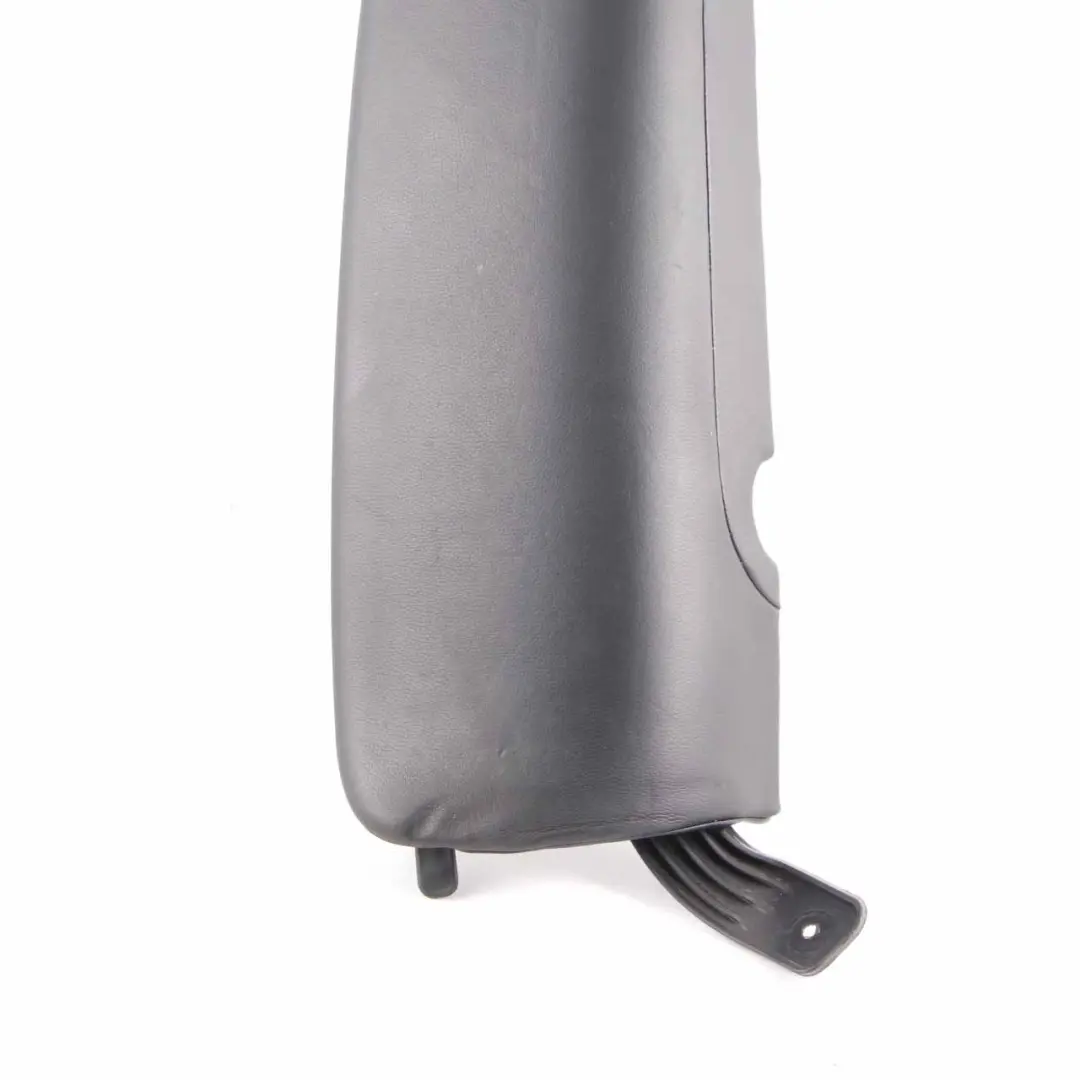 Lateral Seat Panel Volkswagen VW Passat B6 Rear Seat Right O/S Finisher Leather to with Part number 3C0885702AC Lateral Seat Panel Volkswagen VW Passat B6 Rear Seat Right O/S Finisher Leather - SKU 3C0885702AC - Part number 3C0885702AC