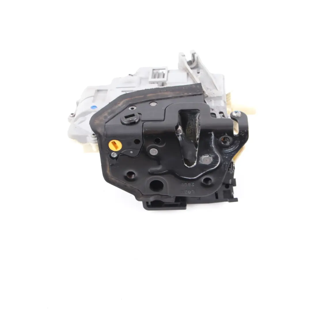 Türschloss Hinten Links Verriegelung für Volkswagen VW Passat B6 mit Teilenummer 3C4839015A Volkswagen VW Passat B6 Türschloss Hinten Links Verriegelung - SKU 3C4839015A - Teilenummer 3C4839015A