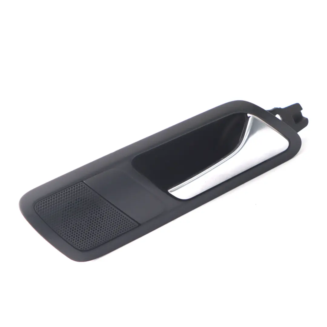 Panel puerta interior trasero derecho Grab para VW Volkswagen Passat B6 con número de pieza 3C4839114 VW Volkswagen Passat B6 Panel puerta interior trasero derecho Grab - SKU 3C4839114 - Número de pieza 3C4839114