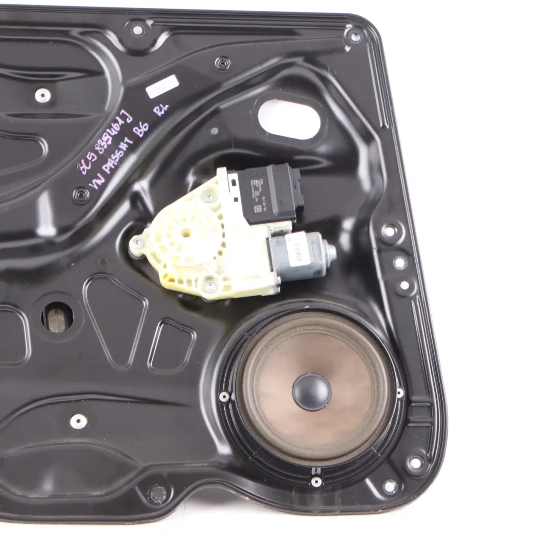 Door Card Mount Volkswagen VW Passat B6 Rear Left N/S Window Lifter Holder to with Part number 3C5839461J Door Card Mount Volkswagen VW Passat B6 Rear Left N/S Window Lifter Holder - SKU 3C5839461J - Part number 3C5839461J