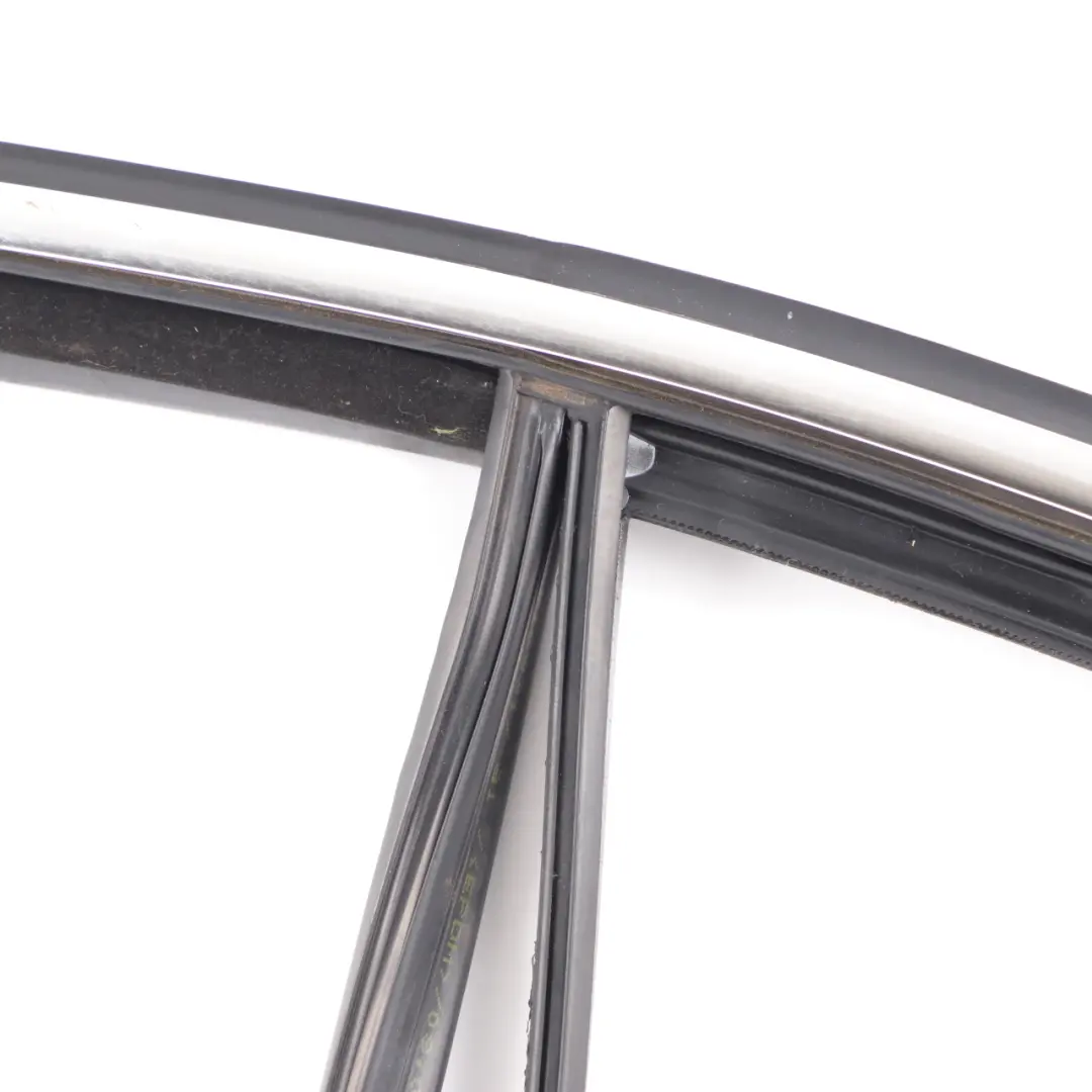 Window Weatherstrip Volkswagen VW Passat Rear Left N/S Window Strip Seal Chrome to with Part number 3C5845211 Window Weatherstrip Volkswagen VW Passat Rear Left N/S Window Strip Seal Chrome - SKU 3C5845211 - Part number 3C5845211