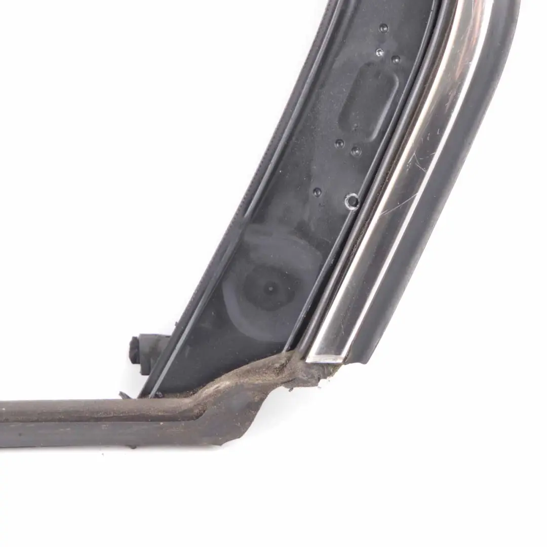 Window Weatherstrip Volkswagen VW Passat Rear Left N/S Window Strip Seal Chrome to with Part number 3C5845211 Window Weatherstrip Volkswagen VW Passat Rear Left N/S Window Strip Seal Chrome - SKU 3C5845211 - Part number 3C5845211