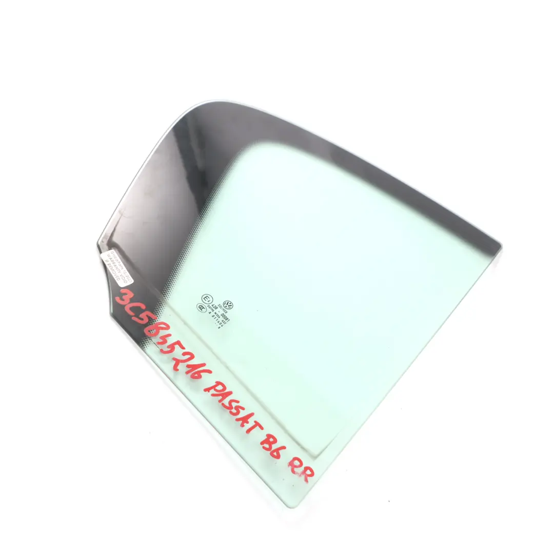 Vetro Finestra Porta Posteriore Destra Quartiere AS2 35845216 per VW Passat B6 con numero di parte 3C5845216 VW Passat B6 Vetro Finestra Porta Posteriore Destra Quartiere AS2 35845216 - SKU 3C5845216 - Numero di parte 3C5845216